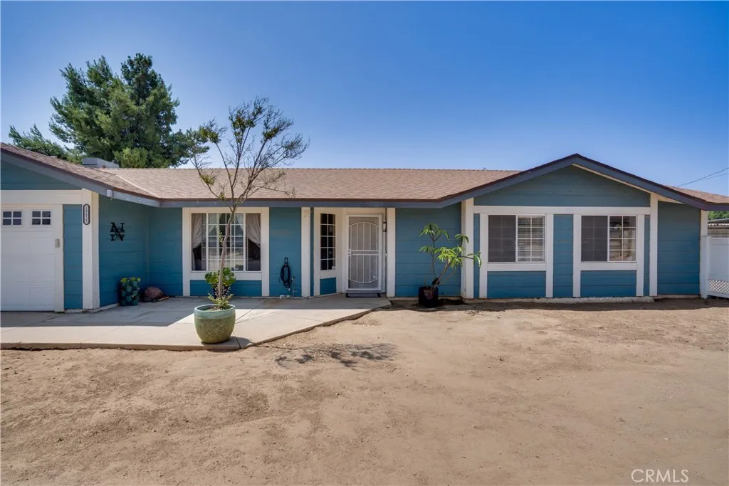 18825 Mariposa Avenue, Riverside, California 92508 home-pic-0