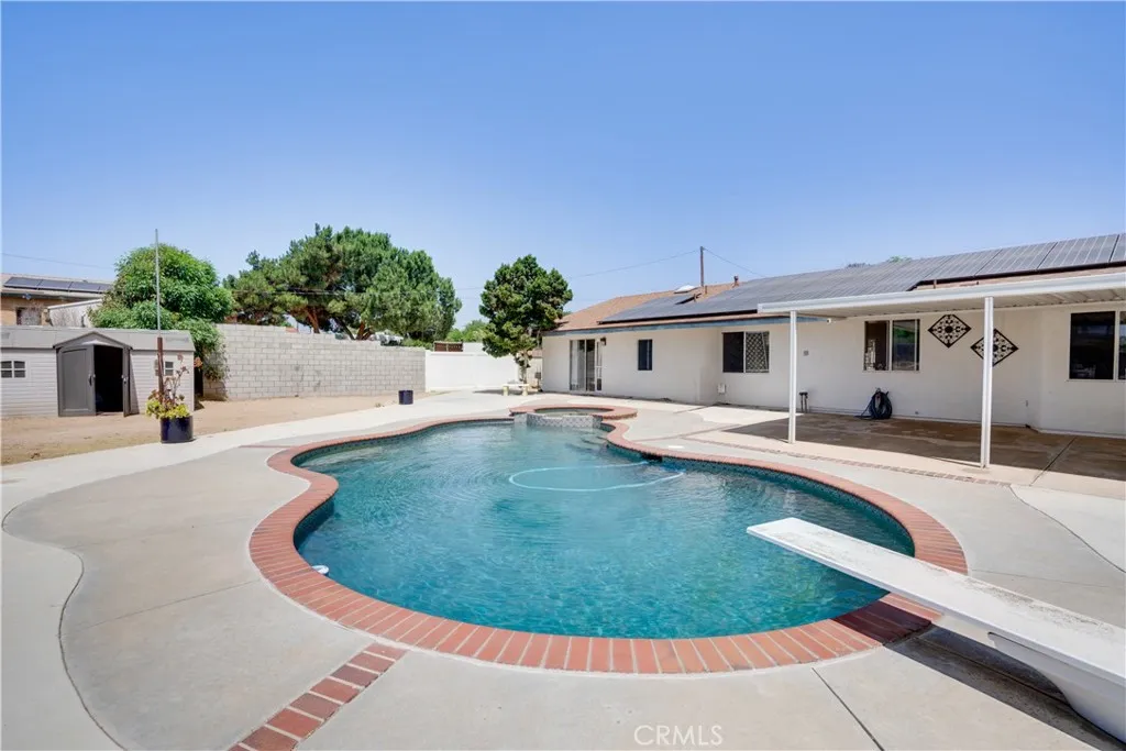 18825 Mariposa Avenue, Riverside, California 92508 home-pic-17