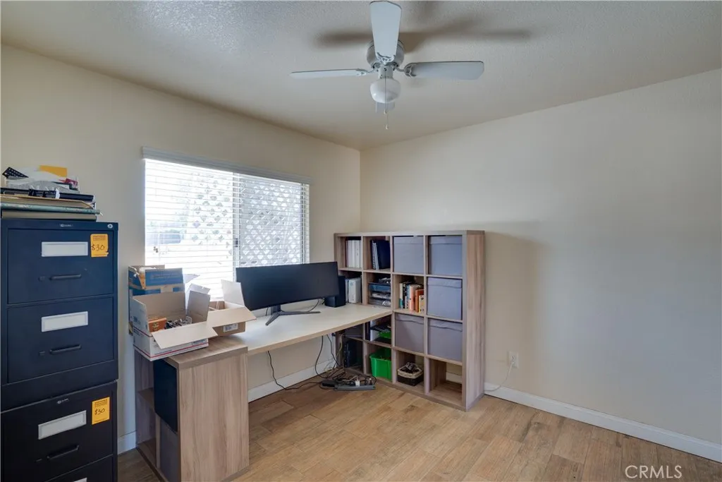 18825 Mariposa Avenue, Riverside, California 92508 home-pic-32