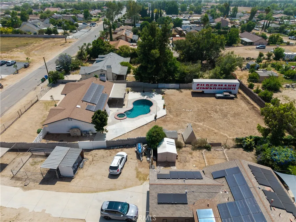 18825 Mariposa Avenue, Riverside, California 92508 home-pic-52