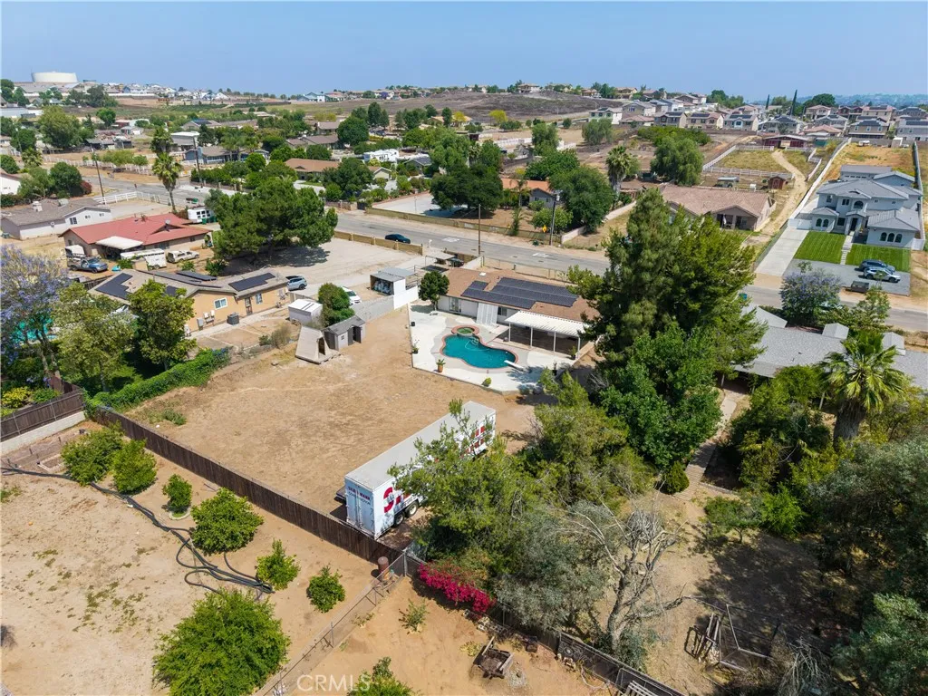 18825 Mariposa Avenue, Riverside, California 92508 home-pic-51