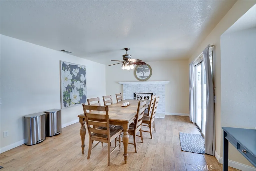 18825 Mariposa Avenue, Riverside, California 92508 home-pic-34