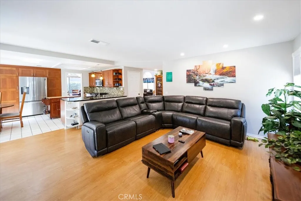 5963 Rio Valle Drive, Bonsall, California 92003 home-pic-11