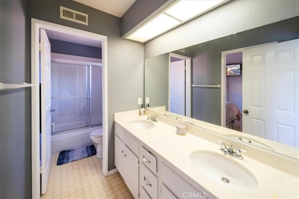 5963 Rio Valle Drive, Bonsall, California 92003 home-pic-33