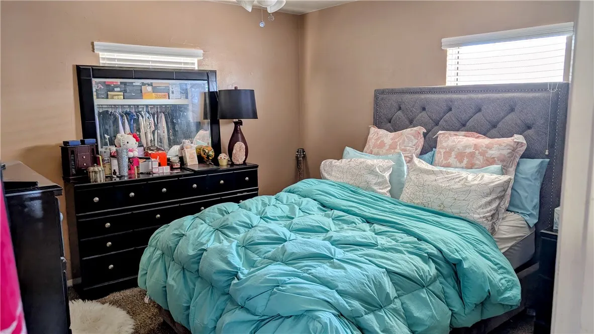 410 N Lovekin Boulevard, Blythe, California 92225 home-pic-4