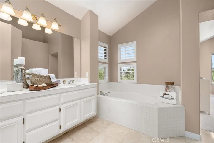 405 S Laureltree Drive, Anaheim Hills, California 92808