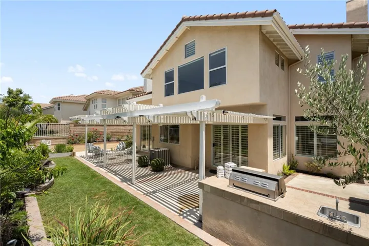 405 S Laureltree Drive, Anaheim Hills, California 92808