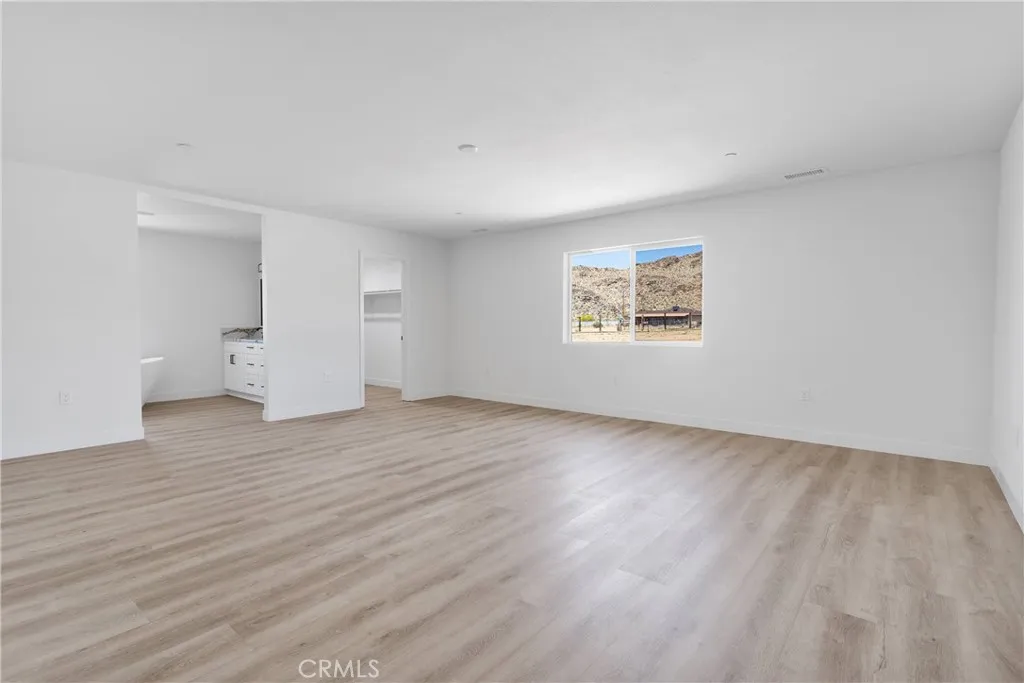 24617 Pala Road, Apple Valley, California 92307 home-pic-18