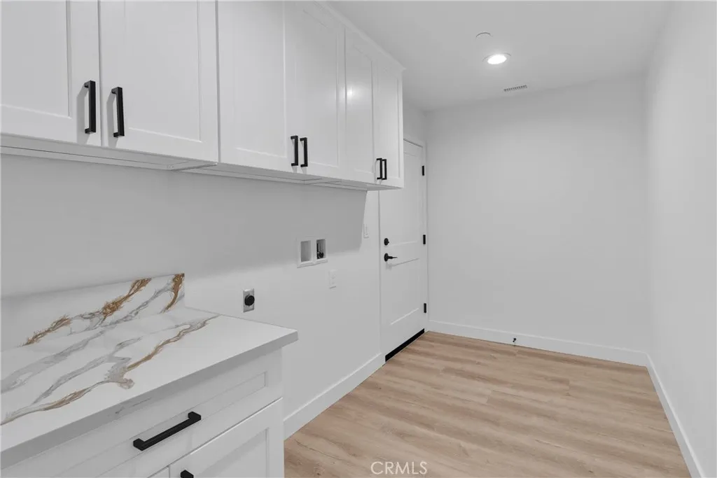24617 Pala Road, Apple Valley, California 92307 home-pic-24
