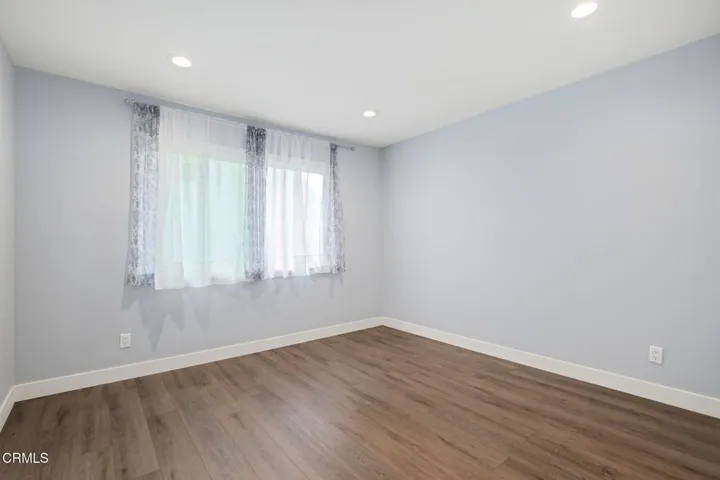 18 - Bedroom