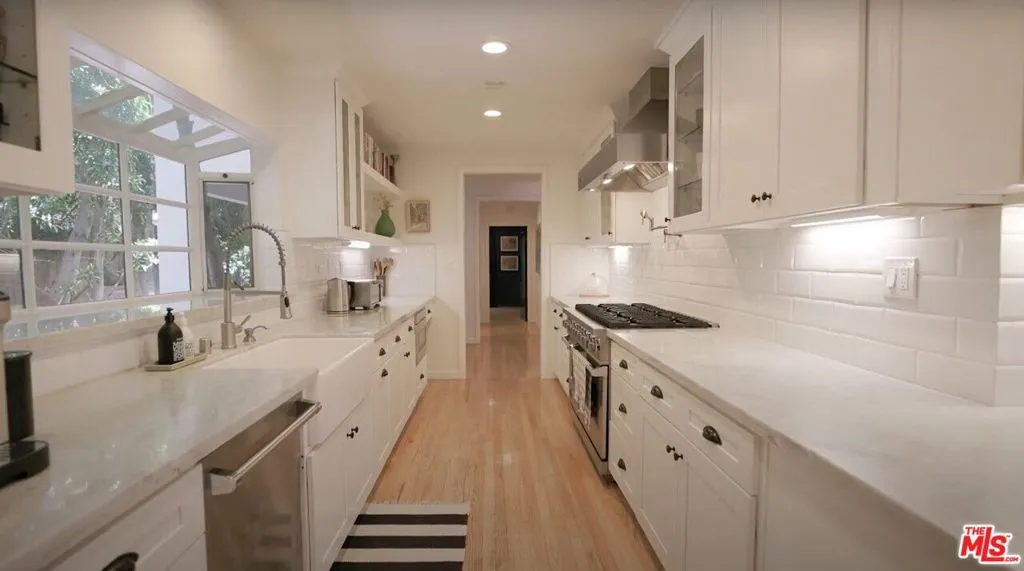 2625 Nichols Canyon Road, Los Angeles, California 90046 home-pic-12