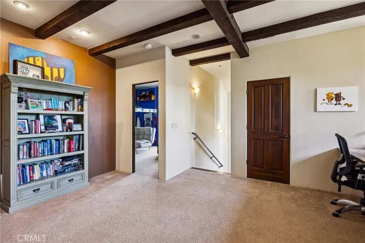 935 Isabella Way, San Luis Obispo, California 93405