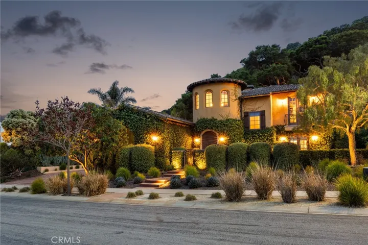 935 Isabella Way, San Luis Obispo, California 93405