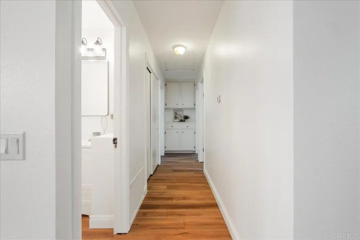 1210 Dolphin Circle, Vista, California 92084