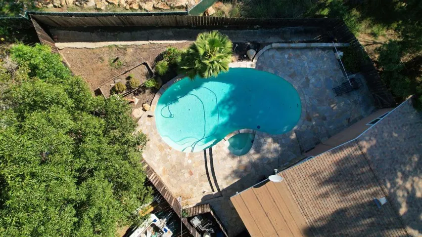 1210 Dolphin Circle, Vista, California 92084