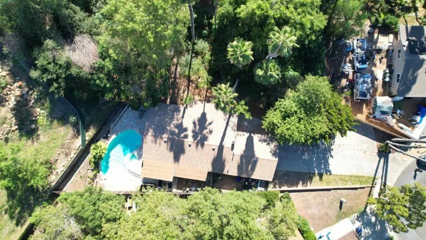 1210 Dolphin Circle, Vista, California 92084