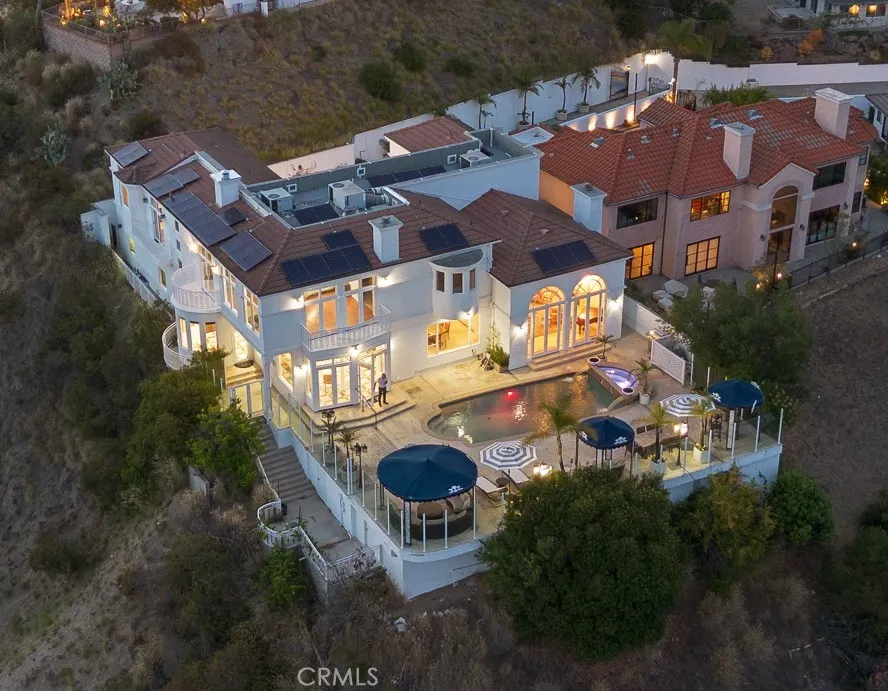 759 Foxkirk Road, Glendale, California 91206, 5 Bedrooms Bedrooms, ,6 BathroomsBathrooms,Residential,For Sale,Foxkirk,GD25140208