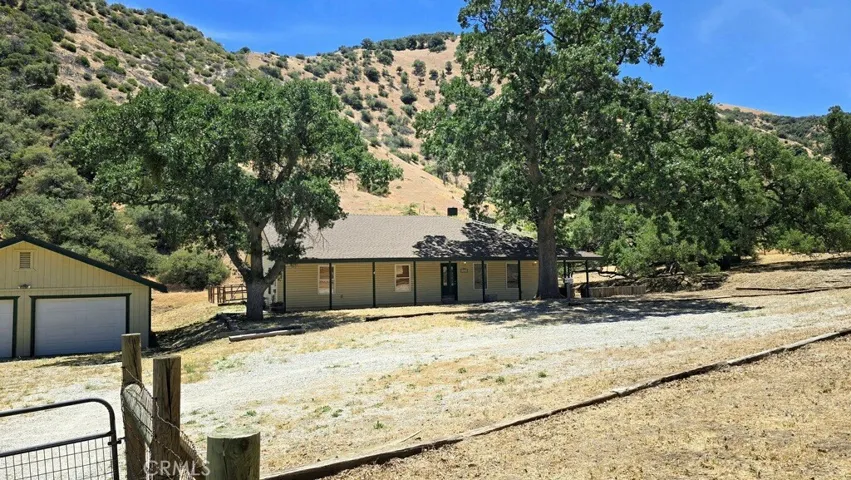 3020 Lebec Oaks Road, Lebec, California 93243