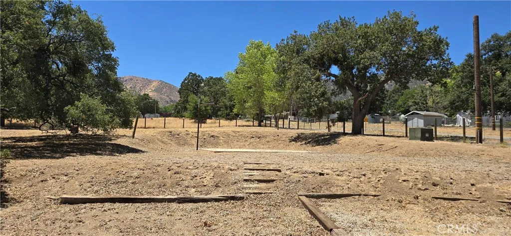 3020 Lebec Oaks Road, Lebec, California 93243