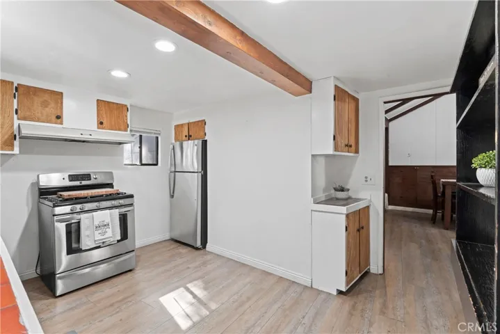 407 Dart Canyon Road, Crestline, California 92325