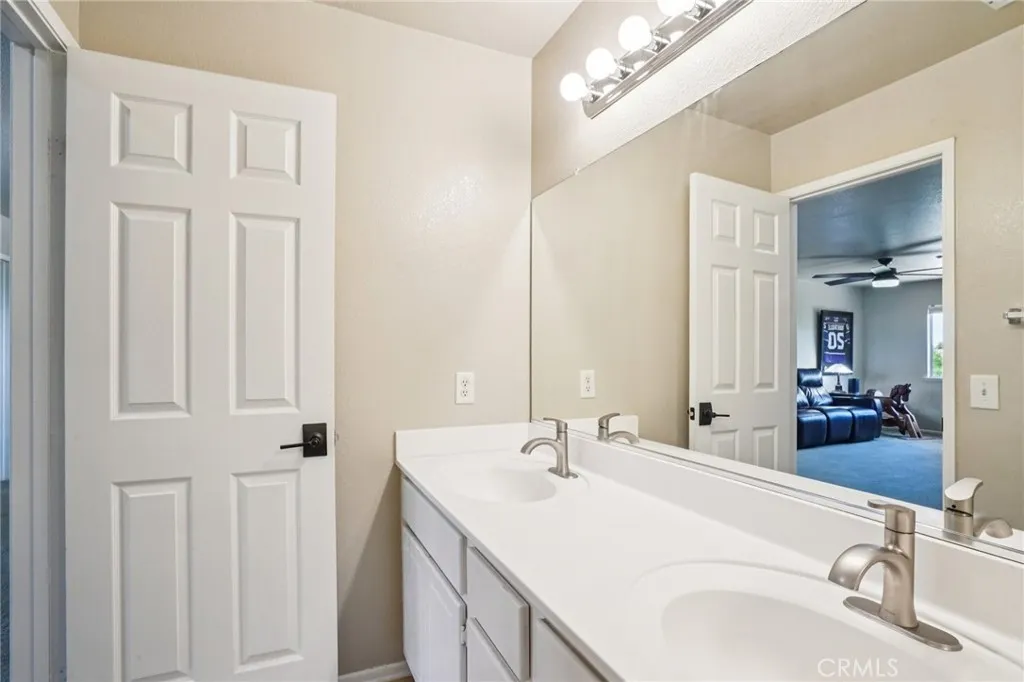 19138 Kangnam Road, Riverside, California 92508 home-pic-33