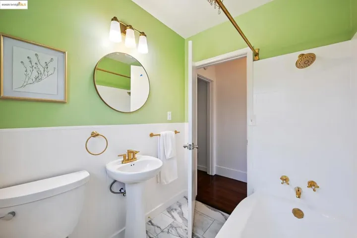 3316 Coolidge Ave, Oakland, California 94602