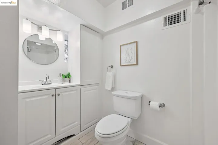 3316 Coolidge Ave, Oakland, California 94602