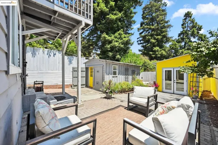 3316 Coolidge Ave, Oakland, California 94602