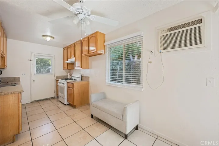 1 bed unit.