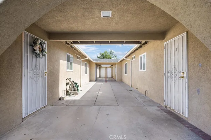 540 W Shamrock Street, Rialto, California 92376