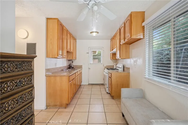 540 W Shamrock Street, Rialto, California 92376