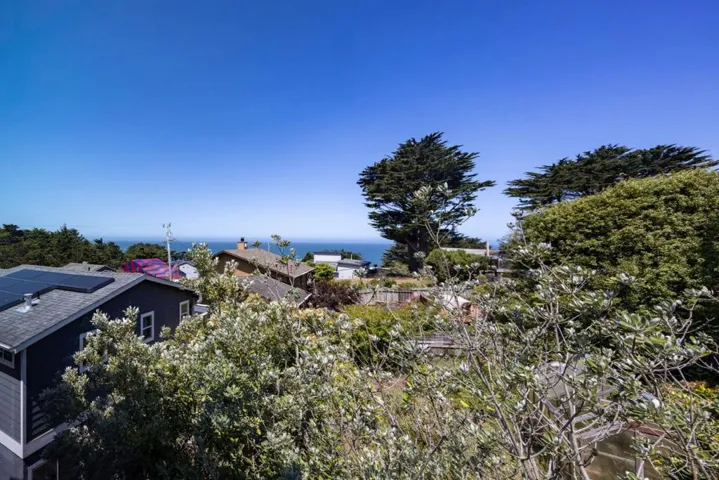 397 14th Street, Montara, California 94037