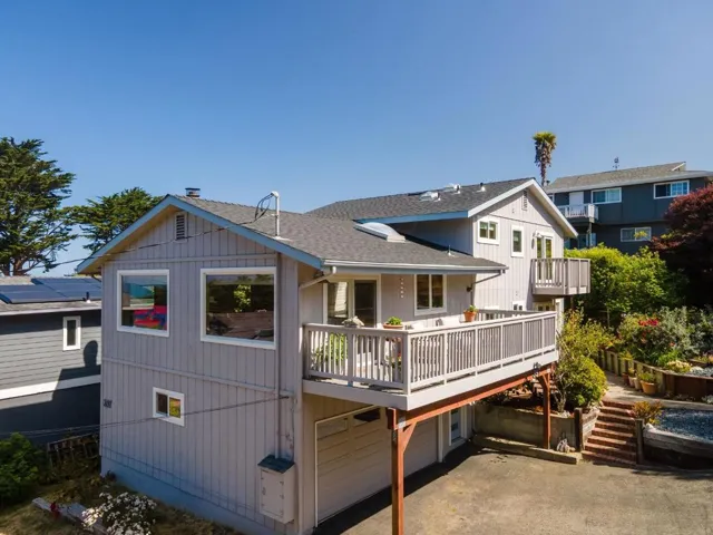 397 14th Street, Montara, California 94037