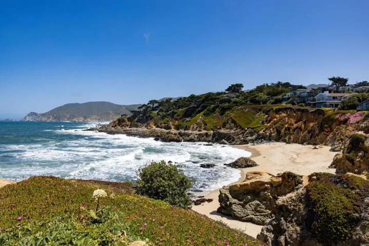 397 14th Street, Montara, California 94037