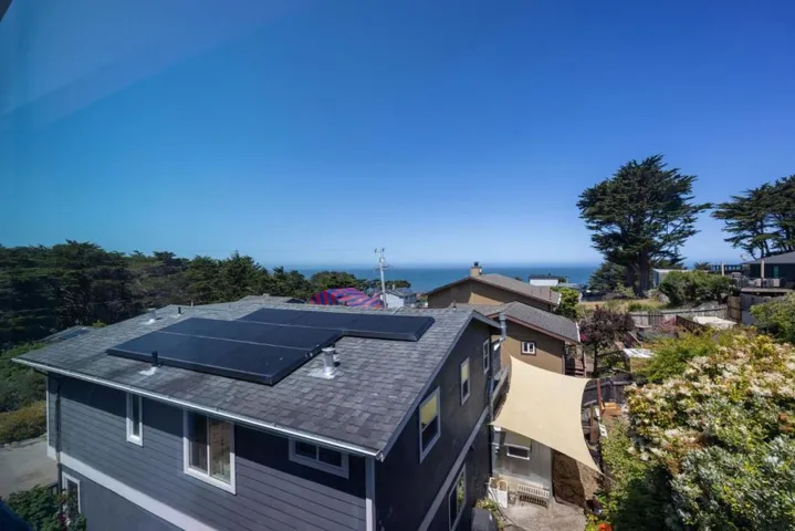 397 14th Street, Montara, California 94037