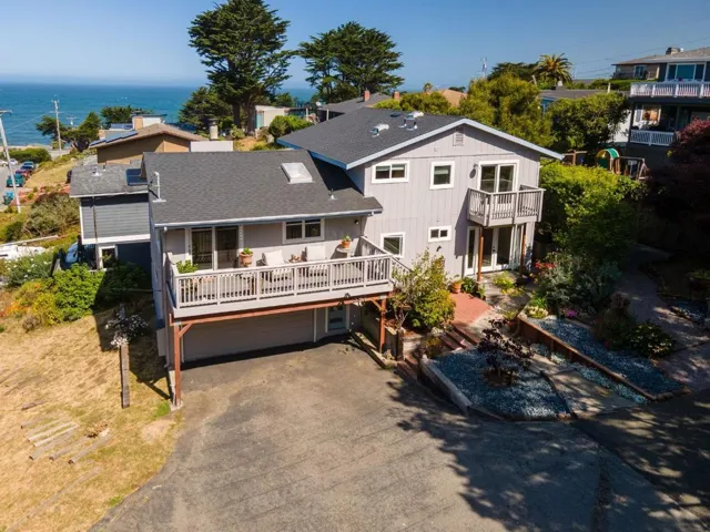 397 14th Street, Montara, California 94037