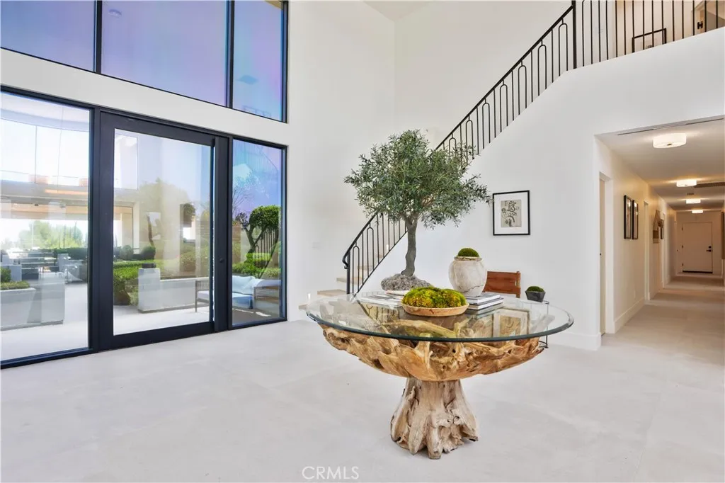 1257 Fetlock Way, Riverside, California 92506 home-pic-16