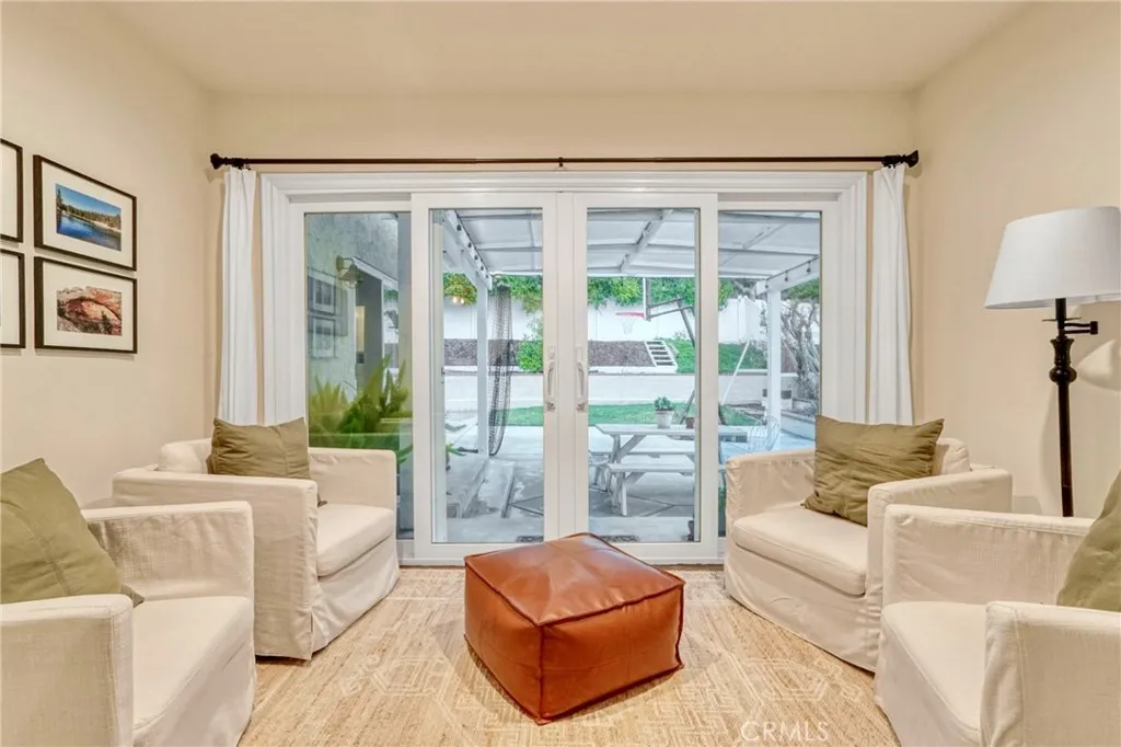 26114 Delos Drive, Torrance, California 90505 home-pic-3