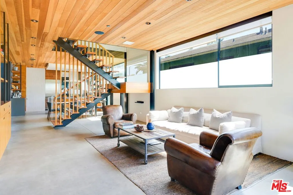 232 Grand Boulevard, Venice, California 90291 home-pic-7