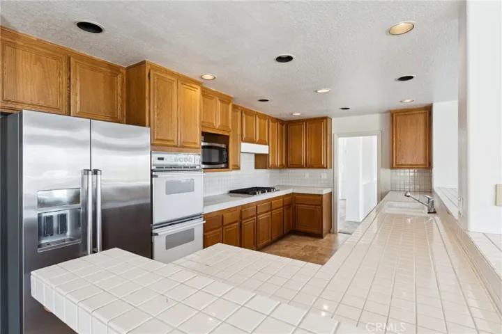 24300 Avenida De Marcia, Yorba Linda, California 92887