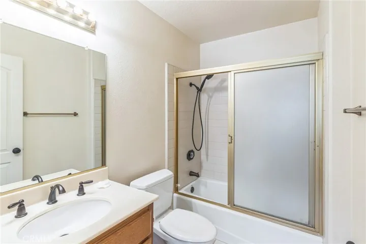 24300 Avenida De Marcia, Yorba Linda, California 92887