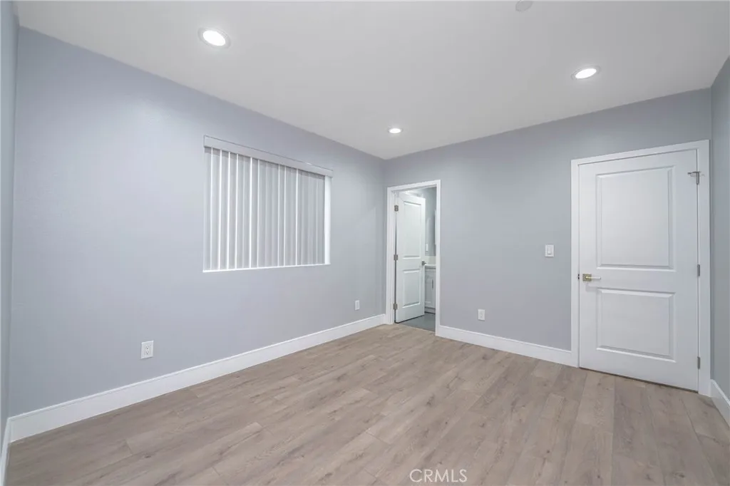 232 E Gage Avenue A, Los Angeles, California 90003 home-pic-51