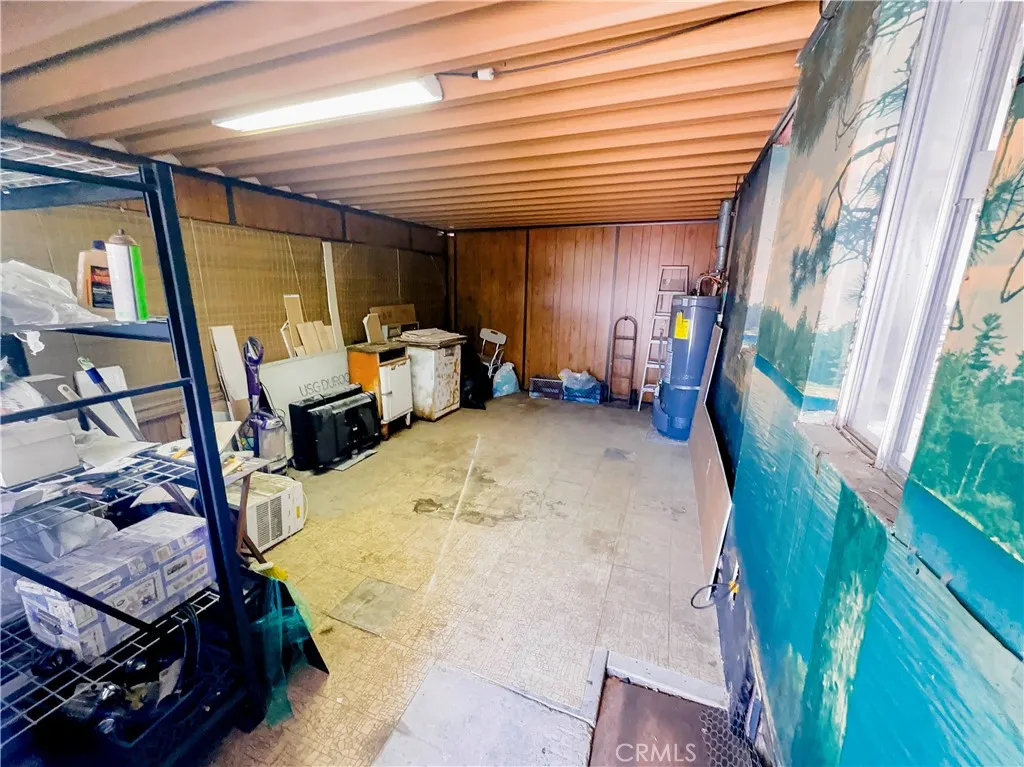 1233 W 38th St, Los Angeles, California 90037 home-pic-26