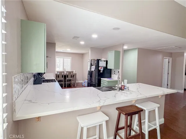 2618 Casa Serena Drive, Delano, California 93215