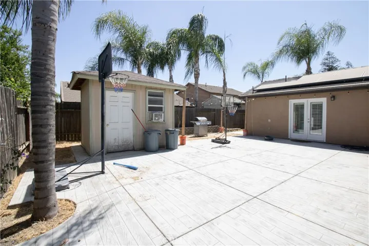 2618 Casa Serena Drive, Delano, California 93215