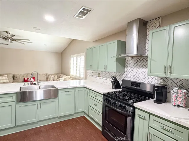 2618 Casa Serena Drive, Delano, California 93215