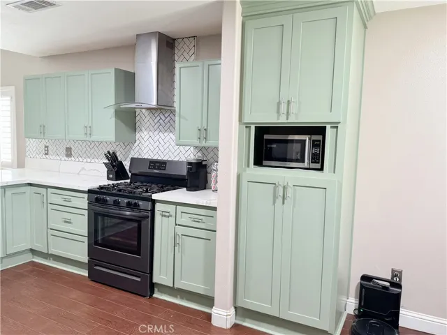 2618 Casa Serena Drive, Delano, California 93215