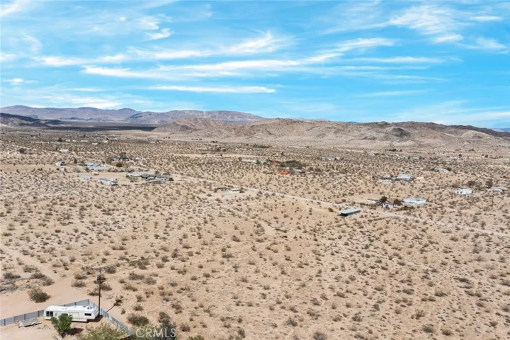 2570 N Deer Trail, Landers, California 92285