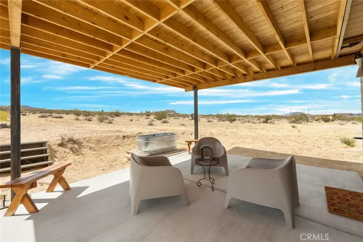2570 N Deer Trail, Landers, California 92285