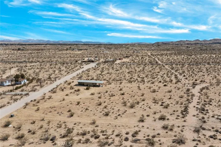 2570 N Deer Trail, Landers, California 92285
